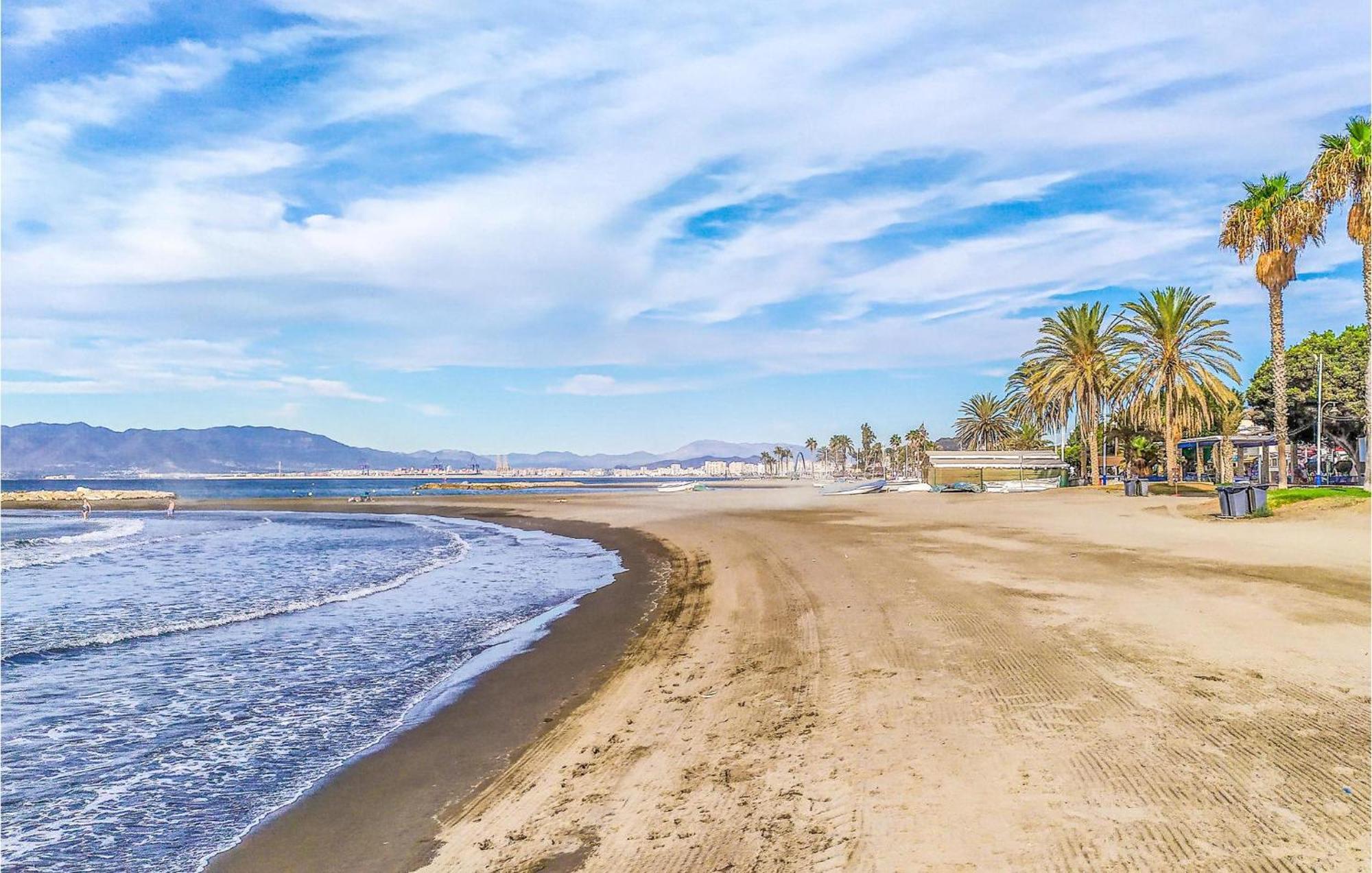 Stunning Home In Mlaga With 2 Bedrooms And Wifi Malaga Bagian luar foto